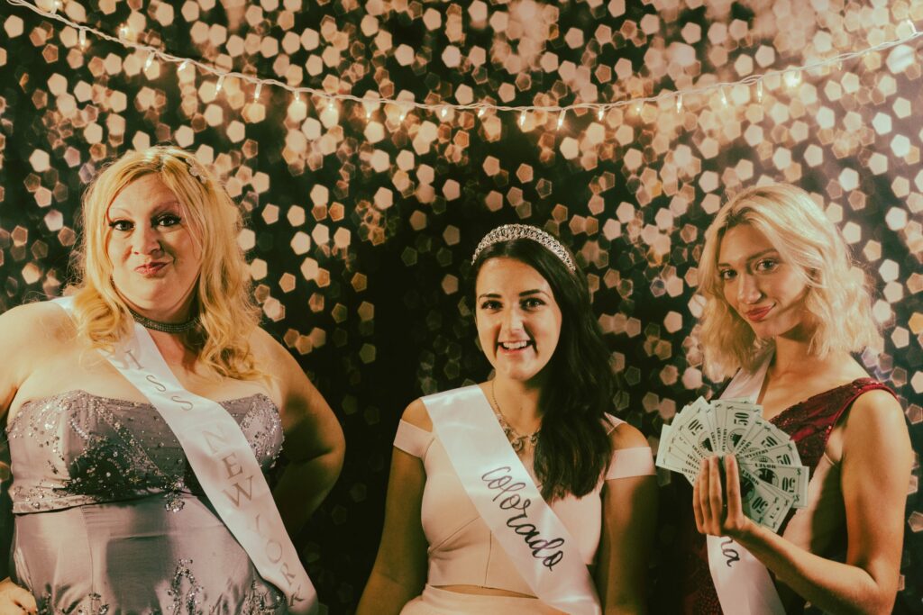 Night of Mystery | Resource Library Killing For the Crown – Women’s Ministry Gone Wild!